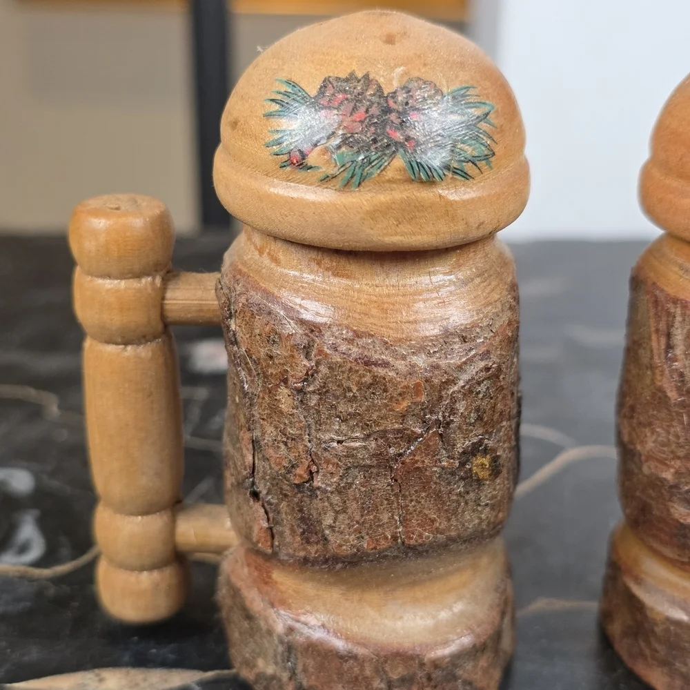 Vintage Wooden Bark Salt Pepper Shakers Mug Stein Japan - Picture 3 of 12